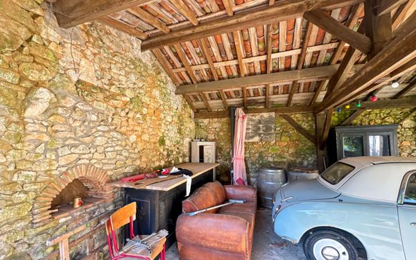 Maison à vendre    4 pièces • 90 m2 Antonne-et-Trigonant