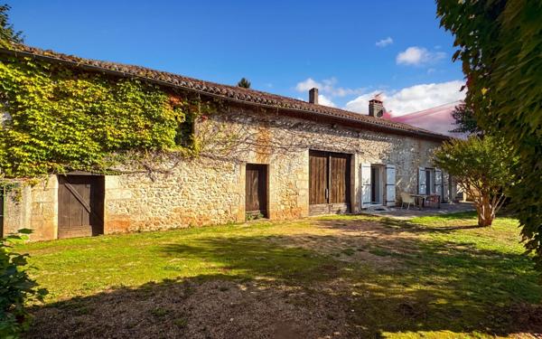 Maison à vendre    4 pièces • 90 m2 Antonne-et-Trigonant