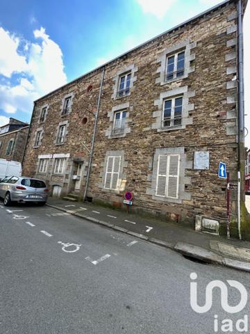 Maison de ville 7 pièces de 180 m² à Antrain (35560)