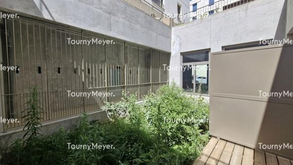 A LOUER LOCAUX COMMERCIAUX BORDEAUX EURATLANTIQUE
