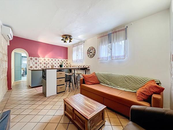 Appartement meublé 35 m² ? Intra-muros Avignon, emplacement central proche Les Halles