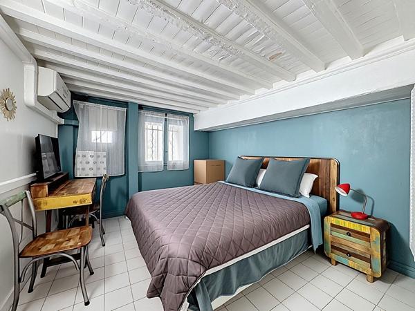 Appartement meublé 35 m² ? Intra-muros Avignon, emplacement central proche Les Halles