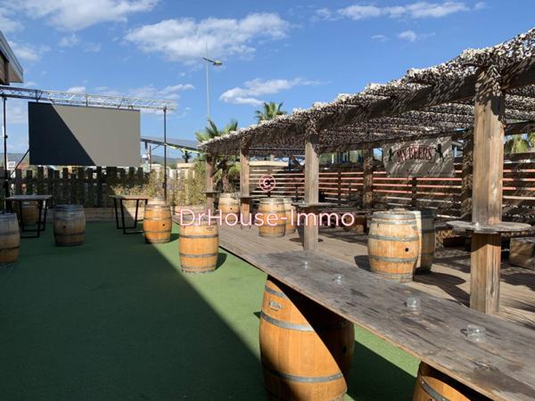 Commerce à vendre 3 pièces de 321 m²