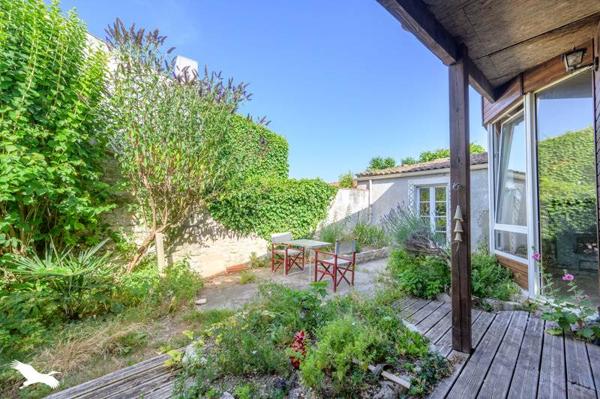 Maison à vendre 296 520 € Nieul-sur-Mer 4 p 98 m² DPE D