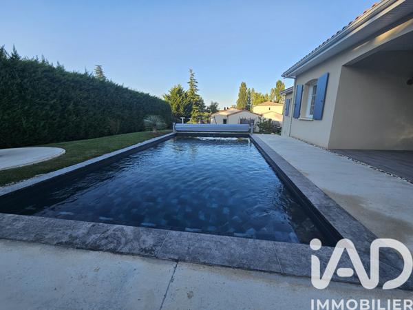 Maison à vendre 5 pièces 150 m² Magnac-sur-Touvre