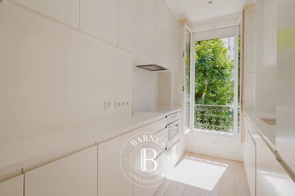 Paris 18ème, Appartement 1 Chambre -  58 m² à vendre