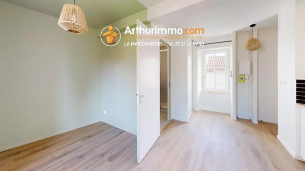 Location                                                      Appartement
                        
                     1 pièces                      21 m2                     à Revel