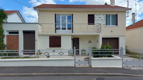 Maison Chilly Mazarin 6 pièce(s) 160.88 m2