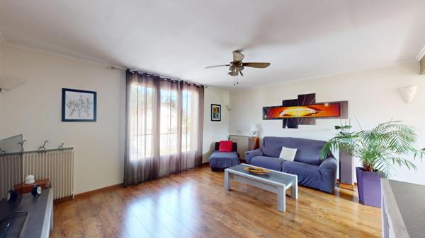 Maison Chilly Mazarin 6 pièce(s) 160.88 m2