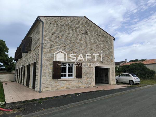 MAISON FAMILIALE A LA CAMPAGNE PROCHE COGNAC