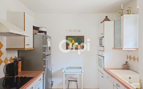 Appartement à vendre    3 pièces • 75,36 m2 Six-Fours-les-Plages