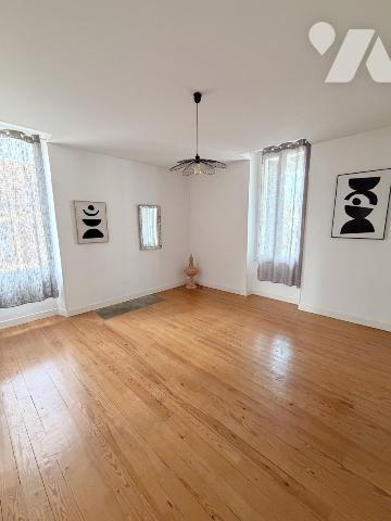 Maison divisée en plusieurs logements 