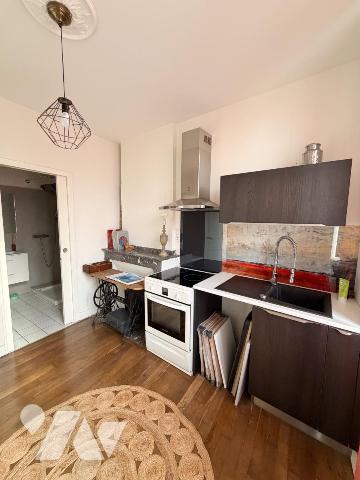 Maison divisée en plusieurs logements 