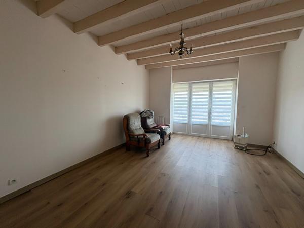 Maison à vendre 6 pièces COURRENSAN (32)