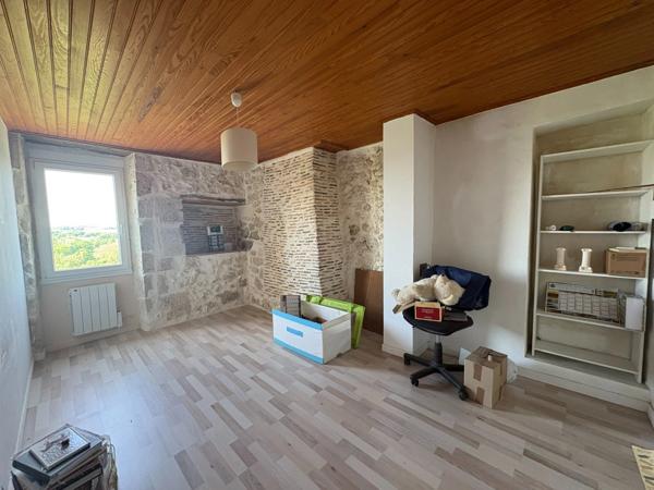 Maison à vendre 6 pièces COURRENSAN (32)
