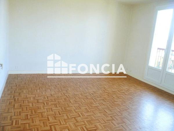 Location Studio 30.67 m² - 29 F BD LAENNEC Saint Brieuc 22000