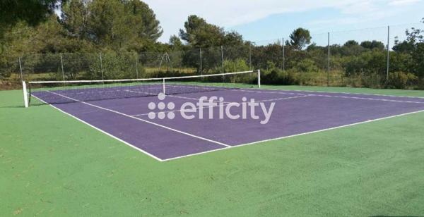 Local Commercial 24 pièces - 1100 m²