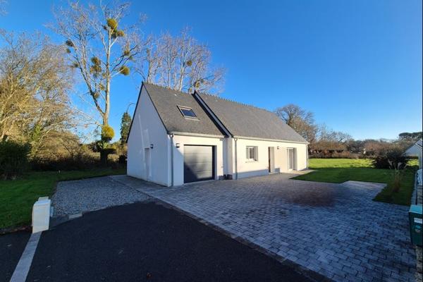 Maison récente PLAIN-PIED de 79 m2 habitable avec un grand potentiel de surface supplémentaire en habitable ? Moëlan-Sur-Mer à proximité du centre ? 7 min des plages de Kerfany et de Trenez