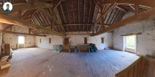 Hâvre de paix historique : Demeure de Maître XIXè, 250m² habitables, 7 chambres, domaine de 4,3ha, dépendances de 600m² et écuries de 170m²