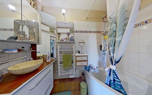 Appartement à vendre    2 pièces • 50,19 m2 Lyon 9