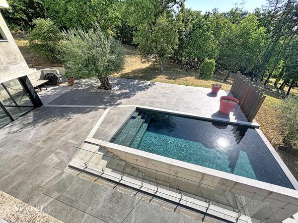 BIEN D'EXCEPTION!! Maison moderne de 228m² habitables sur sous-sol complet terrain 3295m²