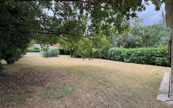 Maison à vendre    1 pièce • 26 m2 Bonnes