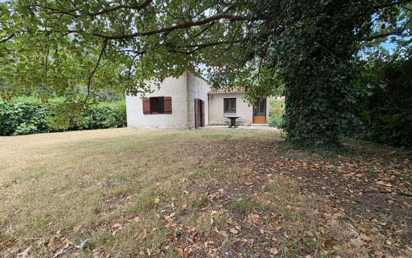 Maison à vendre    1 pièce • 26 m2 Bonnes