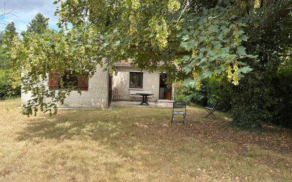 Maison à vendre    1 pièce • 26 m2 Bonnes