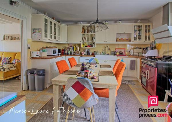 Maison Pierre De Bresse 7 pièces 240 m2