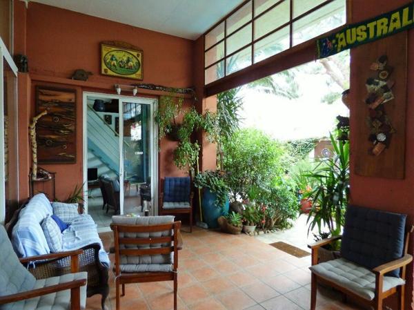 Maison à vendre    9 pièces •  Perpignan