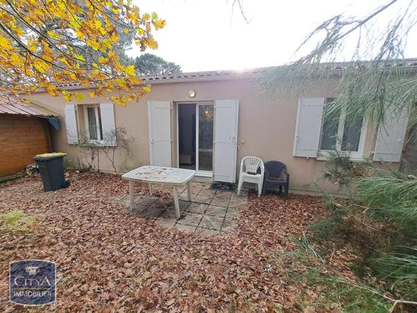 Appartement à louer 1 pièce 18.21m²