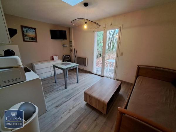 Appartement à louer 1 pièce 18.21m²