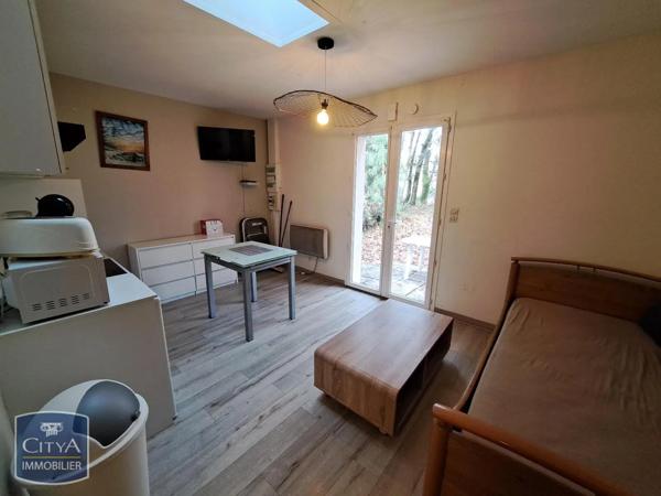 Appartement à louer 1 pièce 18.21m²