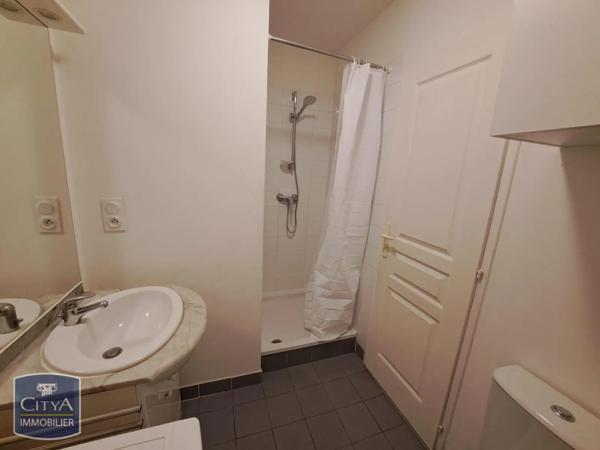 Appartement à louer 1 pièce 18.21m²