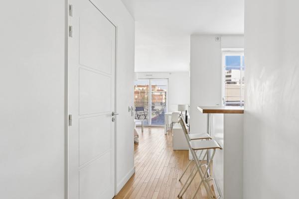 STUDIO 36,5 m2 avec balcon au calme, sur jardin