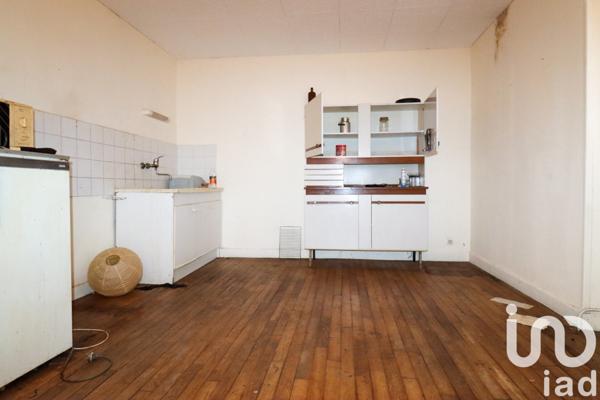 Maison 10 pièces de 178 m² à Neuvic (19160)