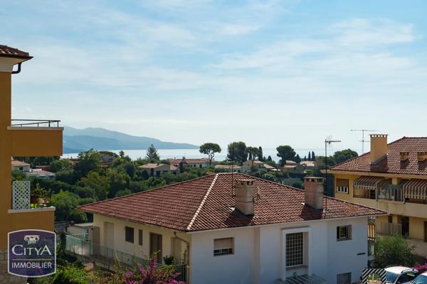 Appartement à vendre 2 pièces 47m² Roquebrune-Cap-Martin (06190)