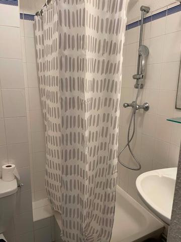 Appartement studio avec locataire en place, à vendre à Brest - Quartier Croix Rouge - Europe , Brest