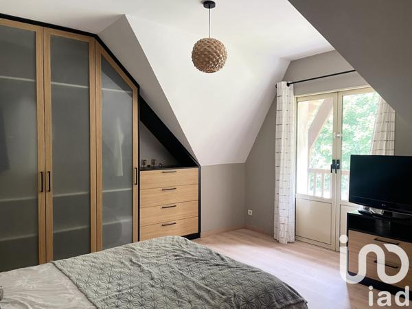 Maison traditionnelle 6 pièces de 150 m² à La Norville (91290)