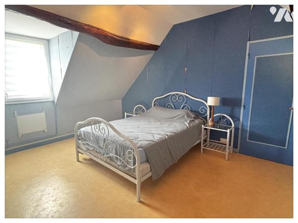 Maison ancienne rénovée à rafraîchir