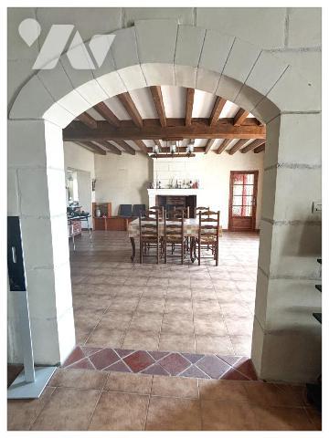 Maison ancienne rénovée à rafraîchir