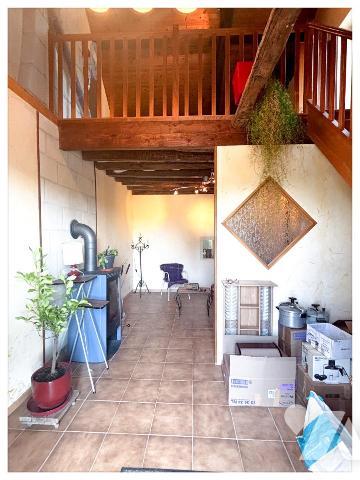 Maison ancienne rénovée à rafraîchir