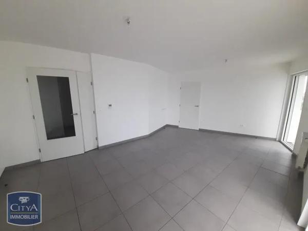 Appartement à louer 4 pièces 93.83m² Nantes (44000)