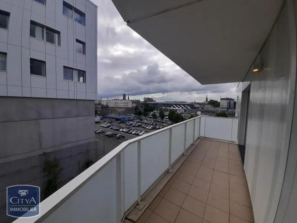 Appartement à louer 4 pièces 93.83m² Nantes (44000)