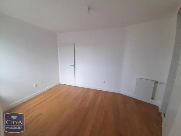 Appartement à louer 4 pièces 93.83m² Nantes (44000)