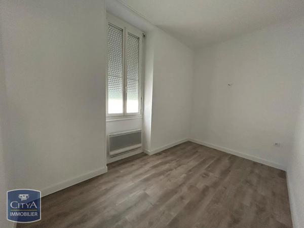 Appartement à louer 3 pièces 55.34m² Nîmes (30000)