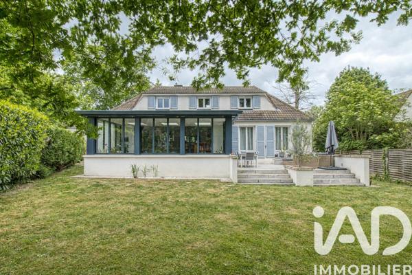 Maison à vendre 9 pièces 218 m² Verneuil-sur-Seine