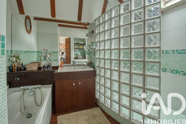 Maison à vendre 9 pièces 218 m² Verneuil-sur-Seine