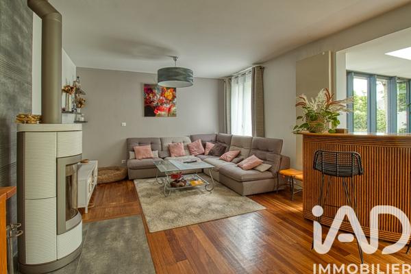 Maison à vendre 9 pièces 218 m² Verneuil-sur-Seine