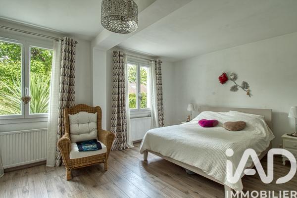 Maison à vendre 9 pièces 218 m² Verneuil-sur-Seine